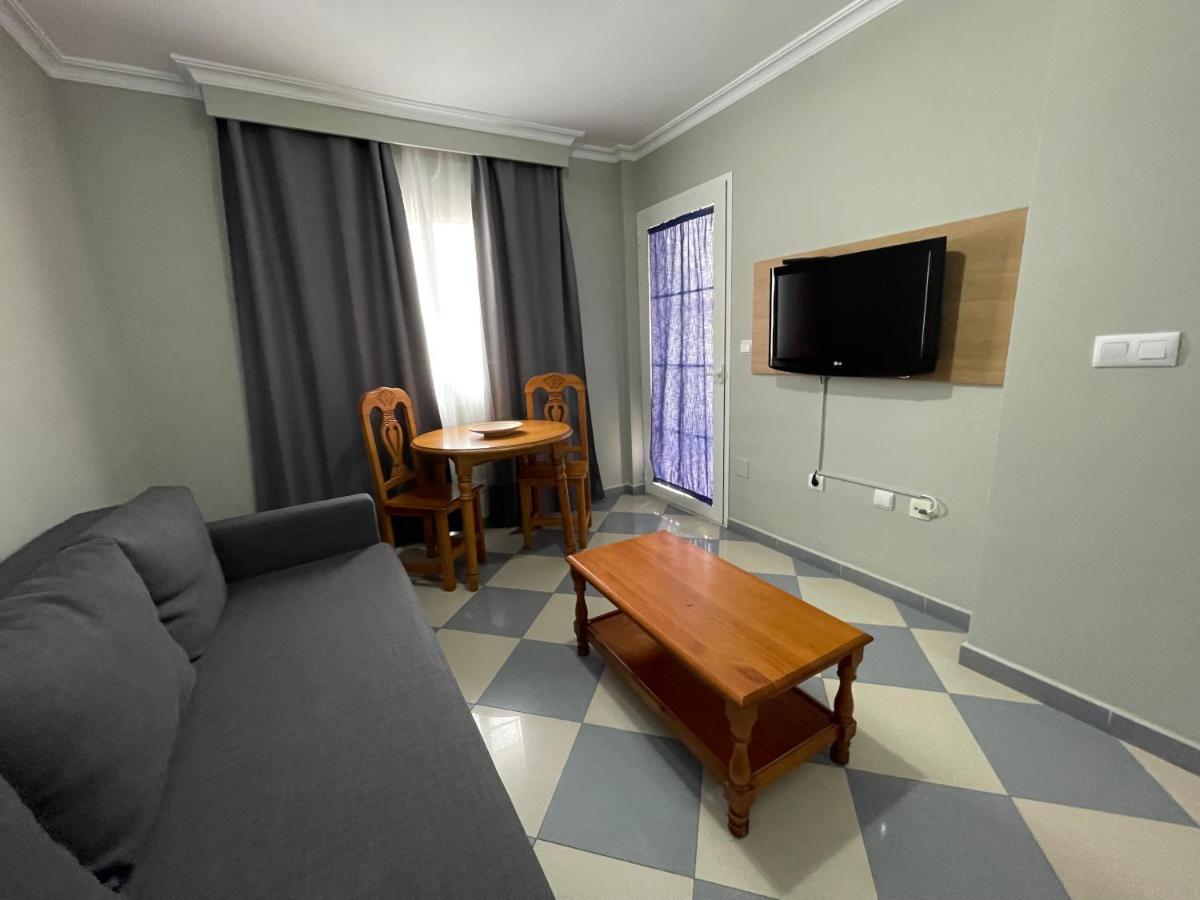 Apartamentos Nina De Oro Торремолинос Экстерьер фото