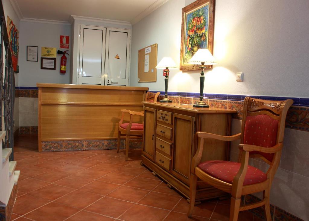 Apartamentos Nina De Oro Торремолинос Экстерьер фото